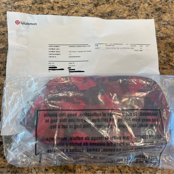 NWT Everywhere Belt Bag Limited Edition Chinese New Year Red Rabbit Print Camo - Picture 10 of 16